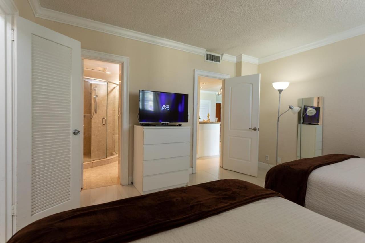 Hollywood Beach Apartment Ngoại thất bức ảnh